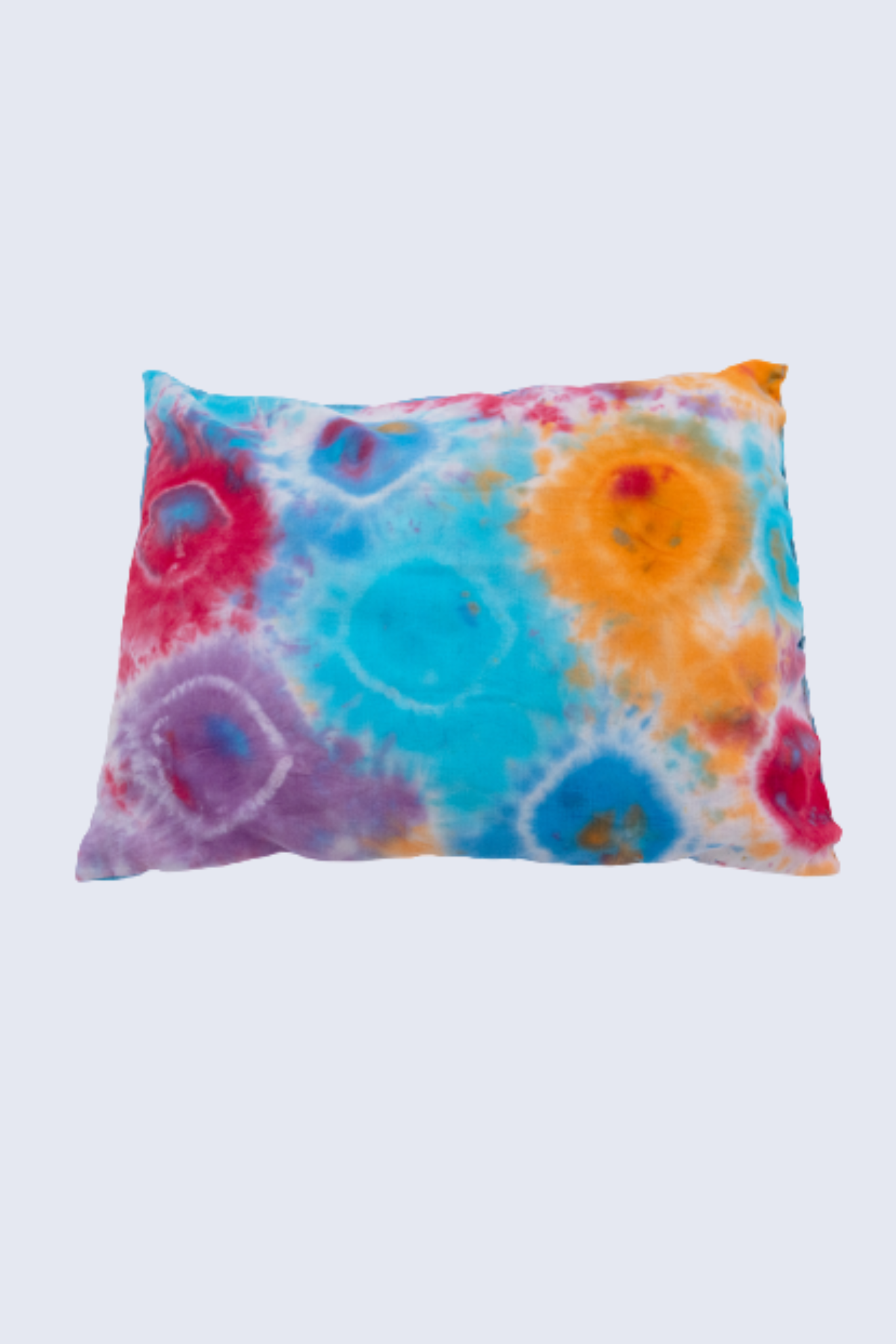 Pillow tie dyed